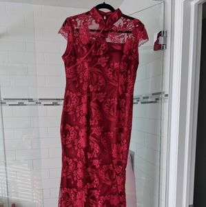 Lace Chinese wedding dress (cheongsam)